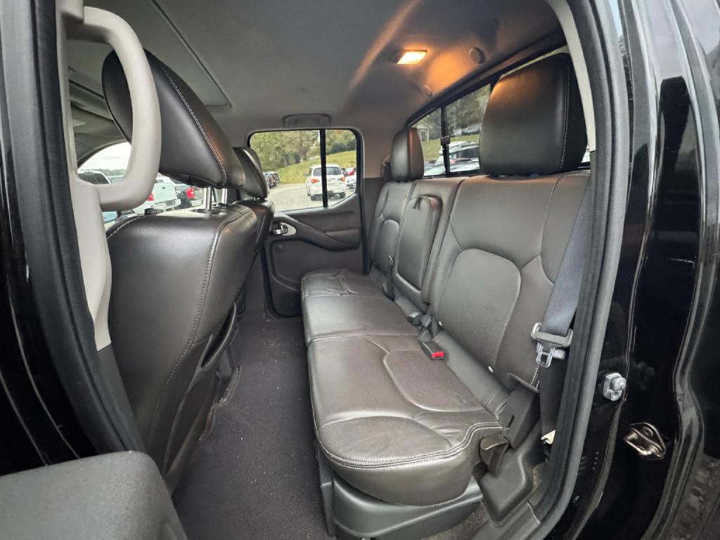 2014 Nissan Frontier Image 5