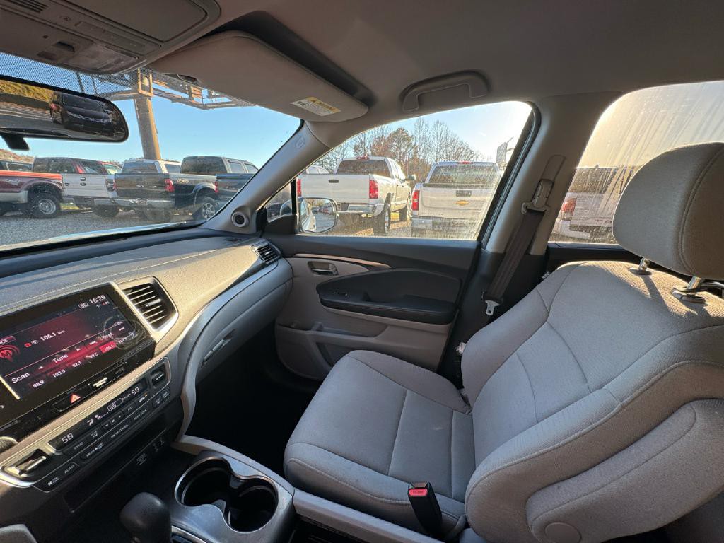 2018 Honda Pilot Image 17