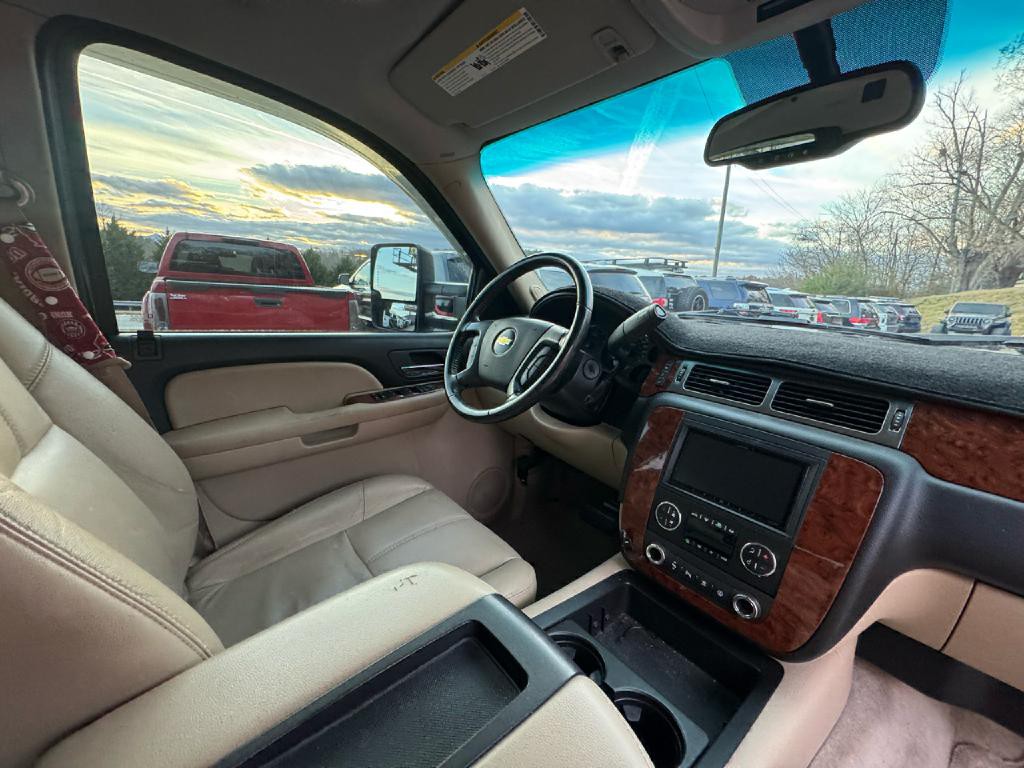 2007 Chevrolet Tahoe Image 14