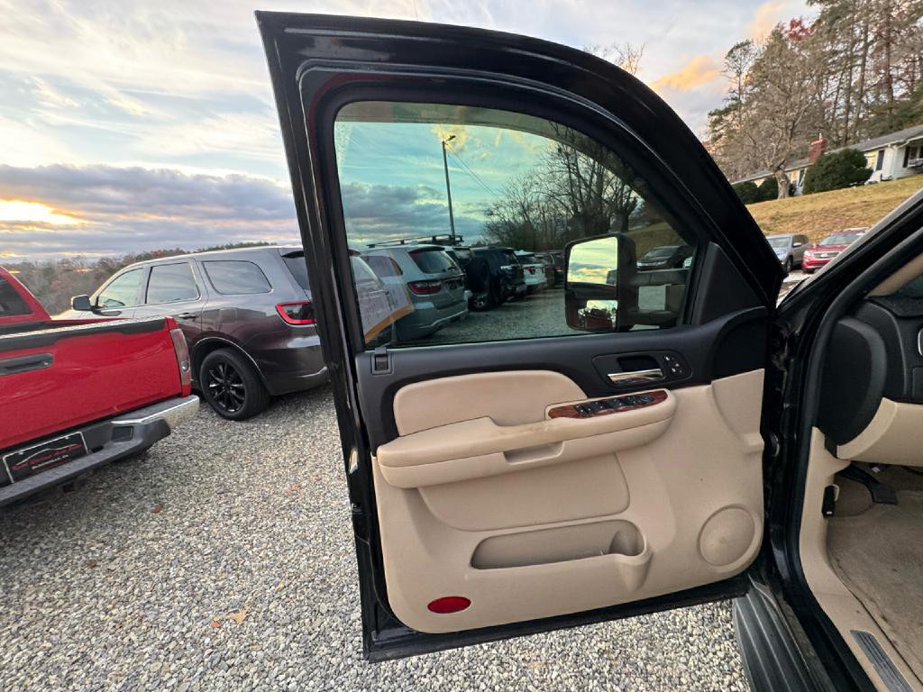 2007 Chevrolet Tahoe Image 16