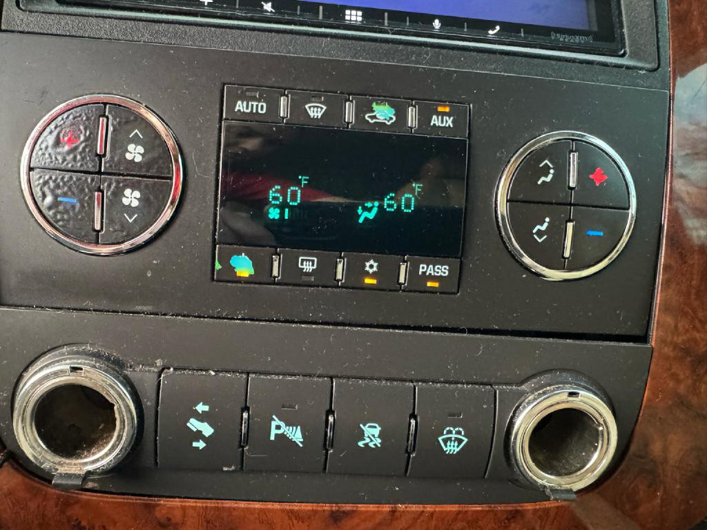 2007 Chevrolet Tahoe Image 23