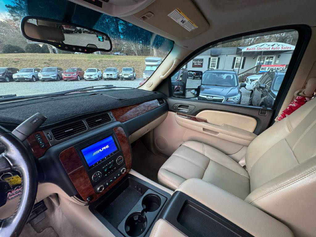 2007 Chevrolet Tahoe Image 24