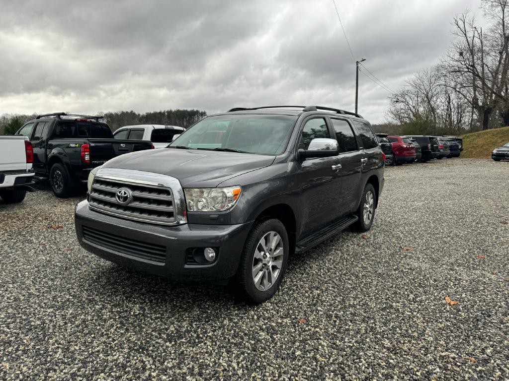 2016 Toyota Sequoia Image 2