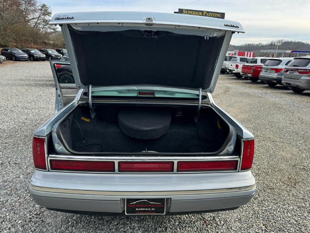 1997 Lincoln Town Car Image 5