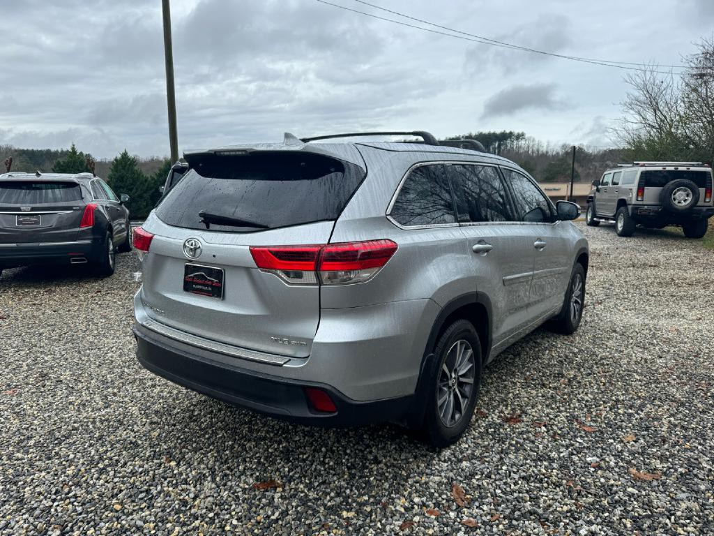 2018 Toyota Highlander Image 4