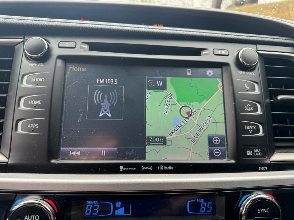 2018 Toyota Highlander Image 21