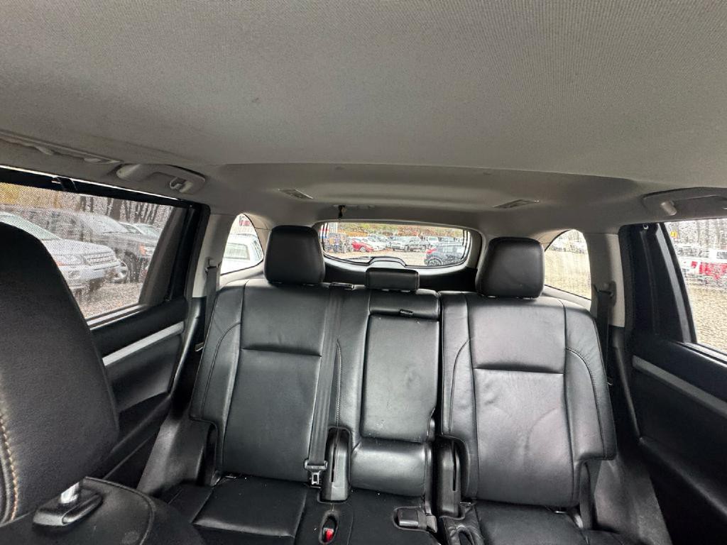 2018 Toyota Highlander Image 22