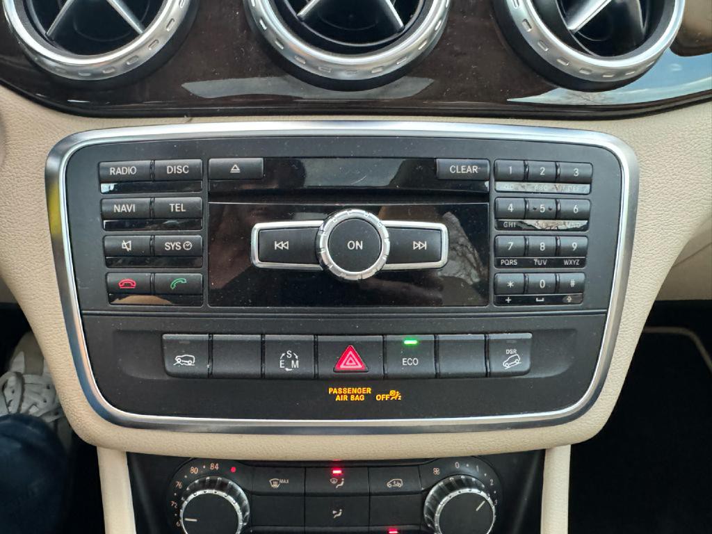 2015 Mercedes-Benz GLA-Class Image 22