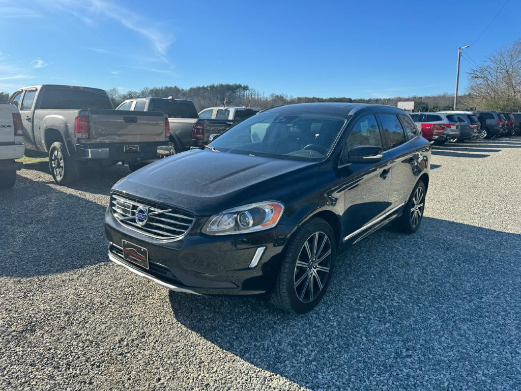 2016 Volvo XC60 Image 2