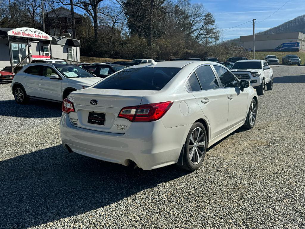 2016 Subaru Legacy Image 3