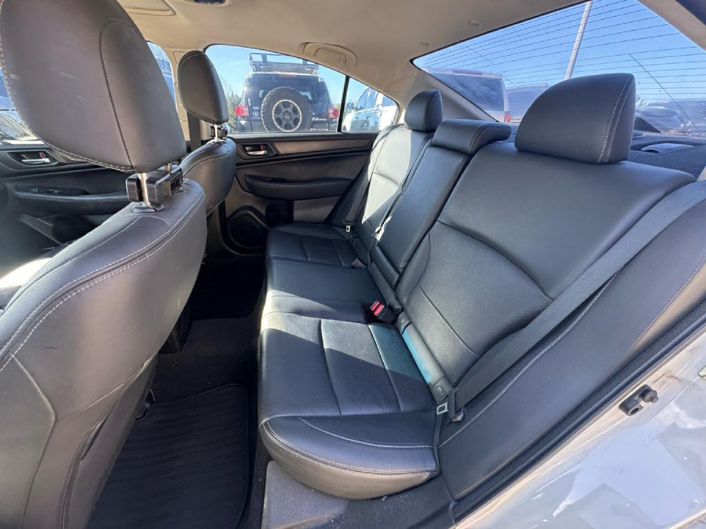2016 Subaru Legacy Image 5