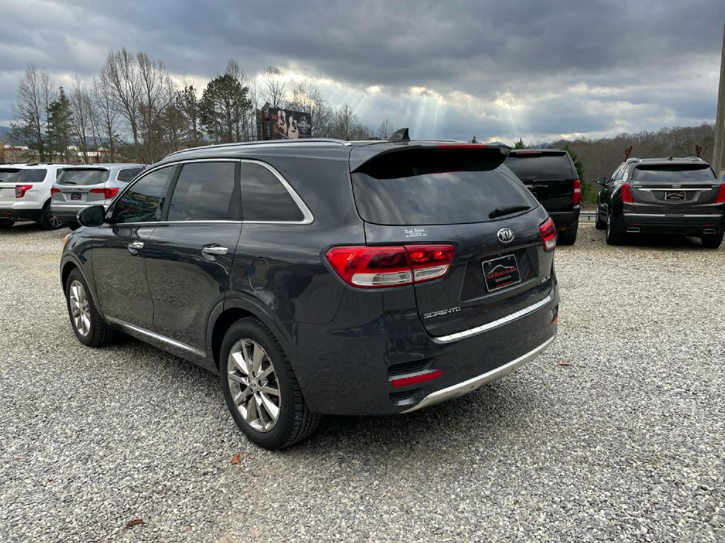 2016 Kia Sorento Image 5