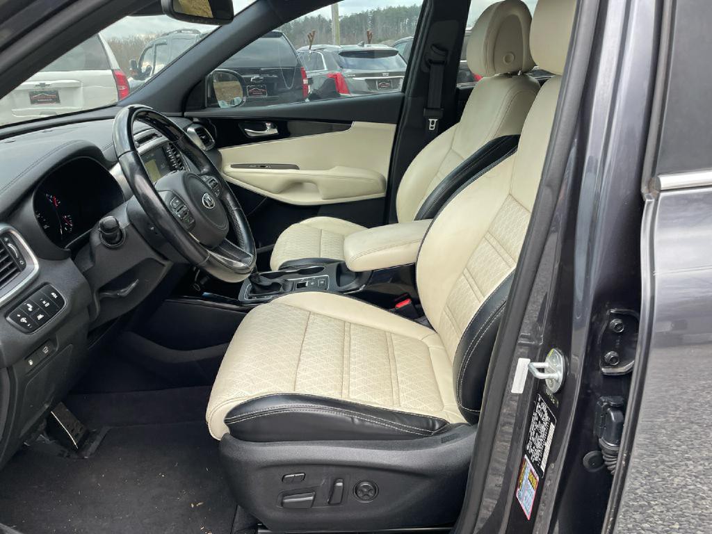 2016 Kia Sorento Image 23