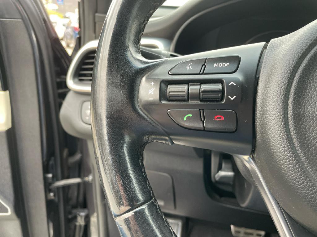 2016 Kia Sorento Image 32