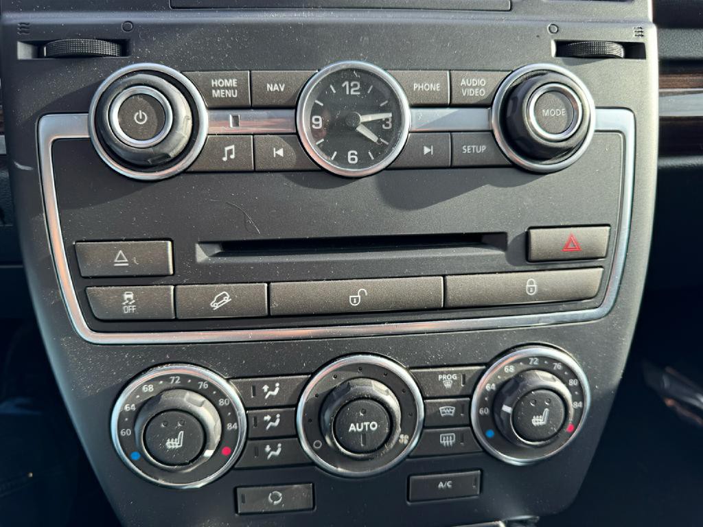 2013 Land Rover LR2 Image 19