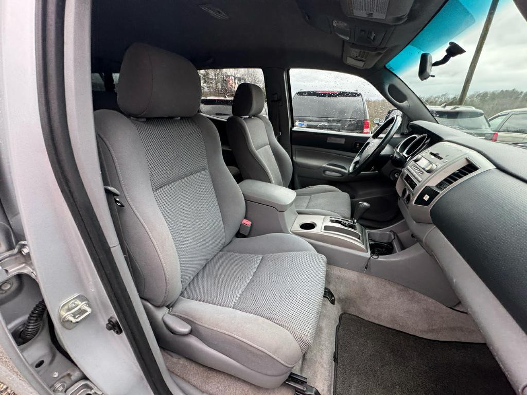 2006 Toyota Tacoma Image 10