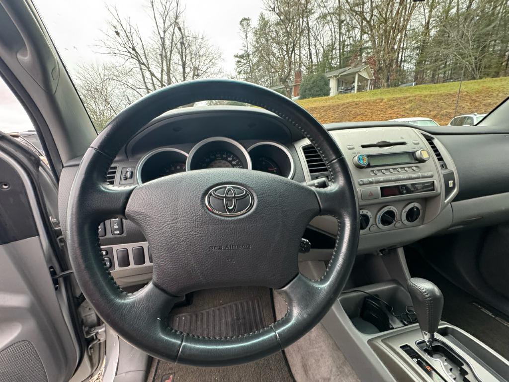 2006 Toyota Tacoma Image 15
