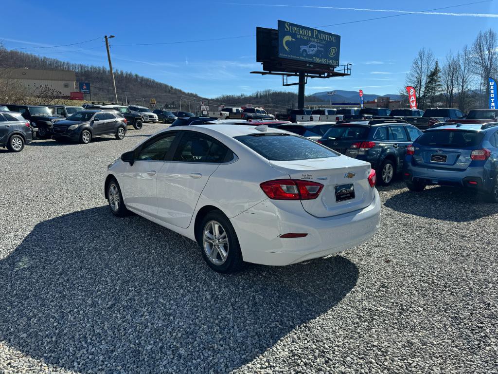 2017 Chevrolet Cruze Image 3