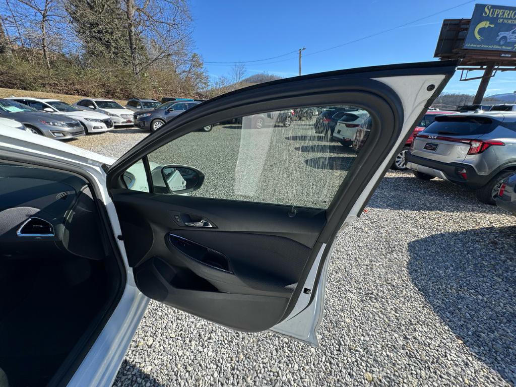 2017 Chevrolet Cruze Image 10