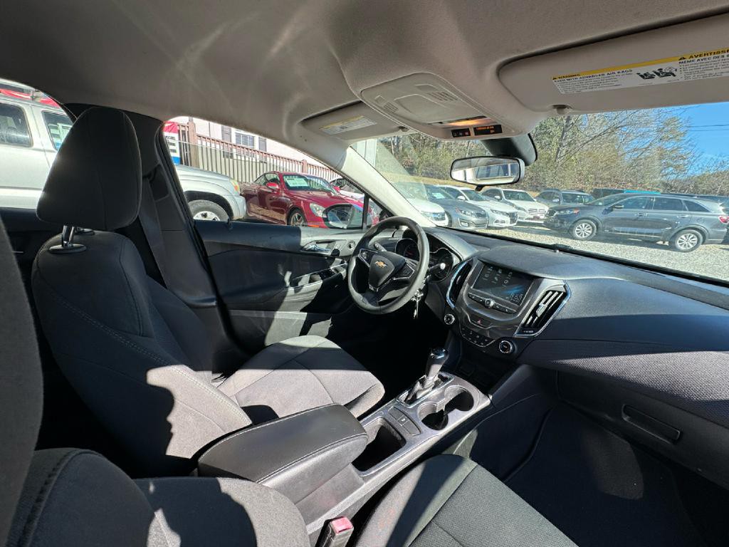 2017 Chevrolet Cruze Image 12