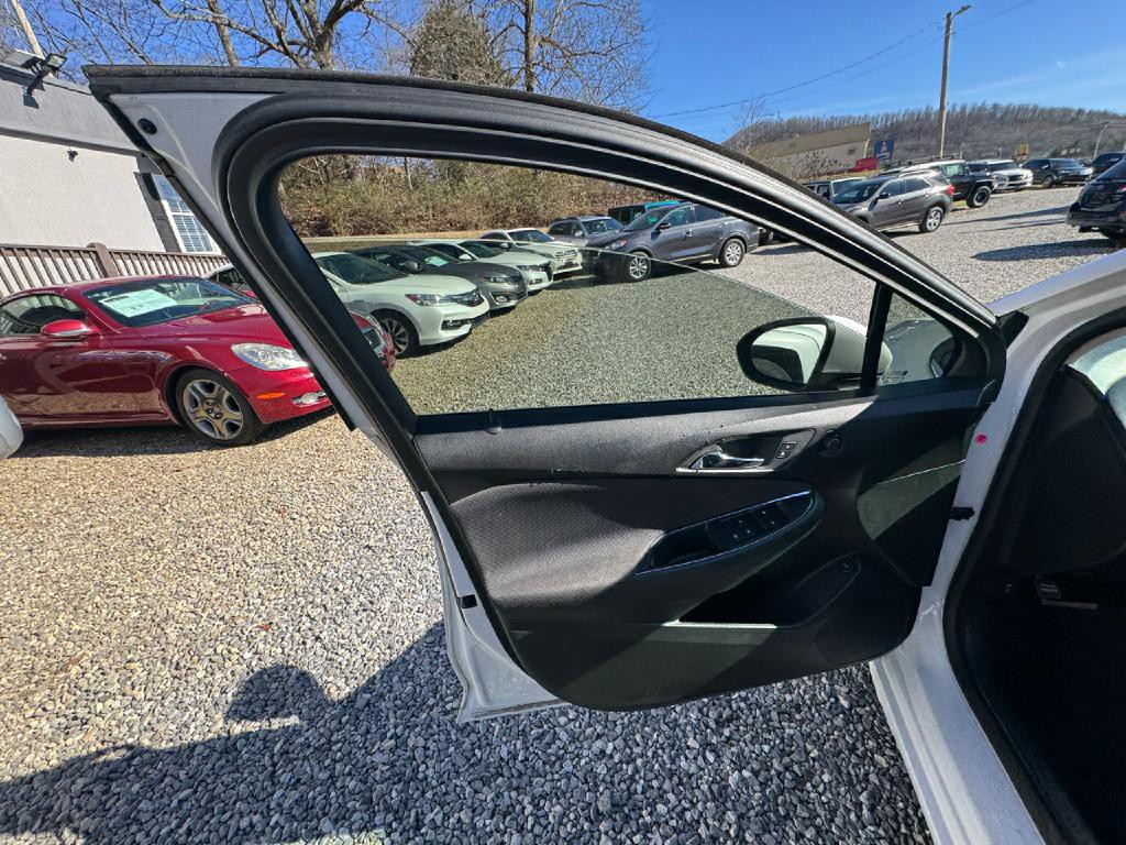 2017 Chevrolet Cruze Image 13