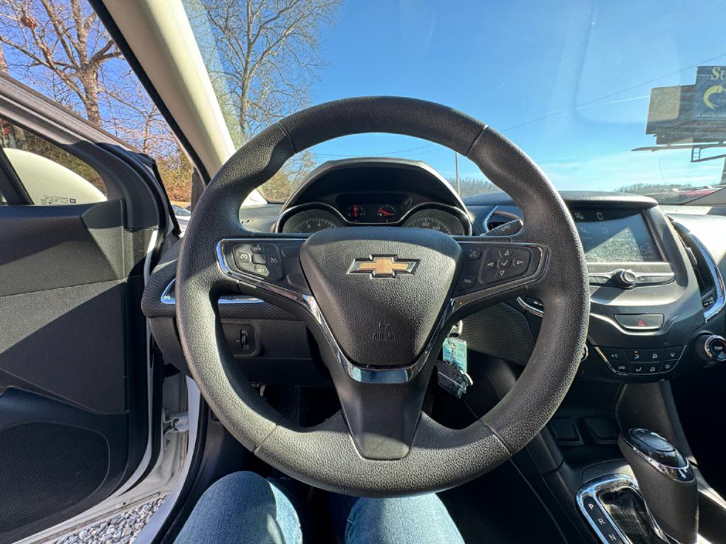 2017 Chevrolet Cruze Image 16