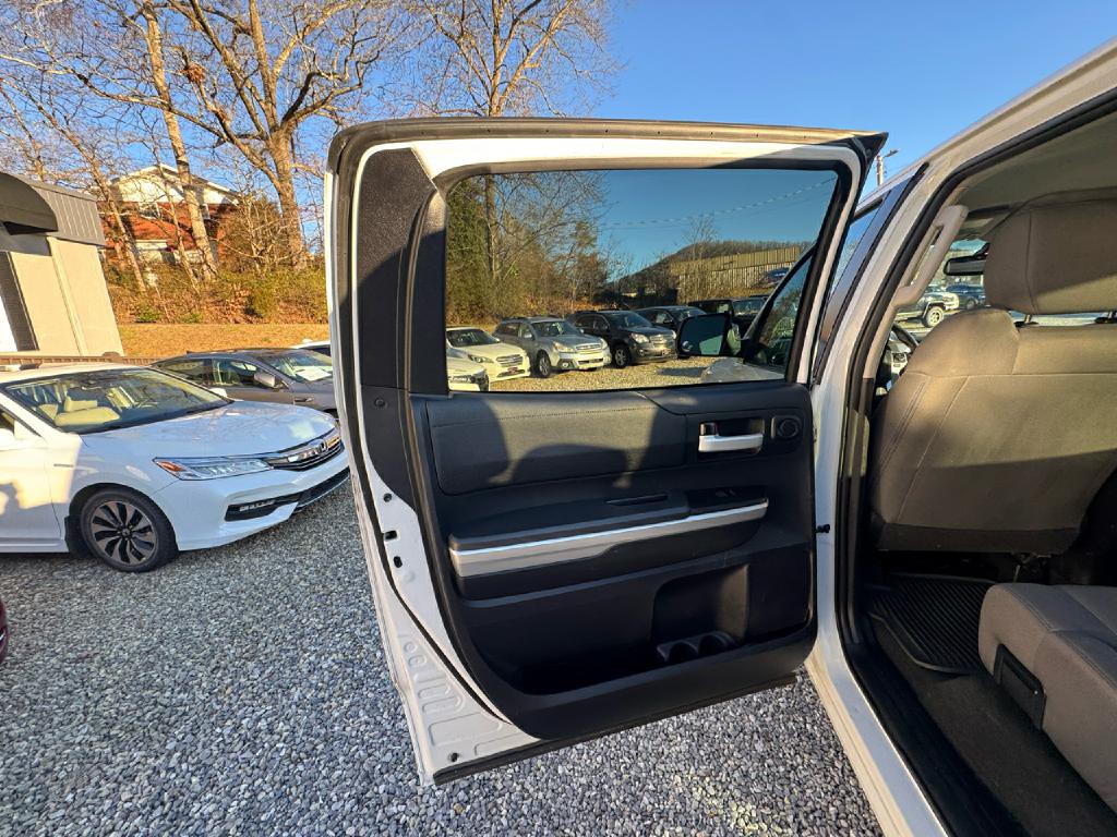 2016 Toyota Tundra Image 5