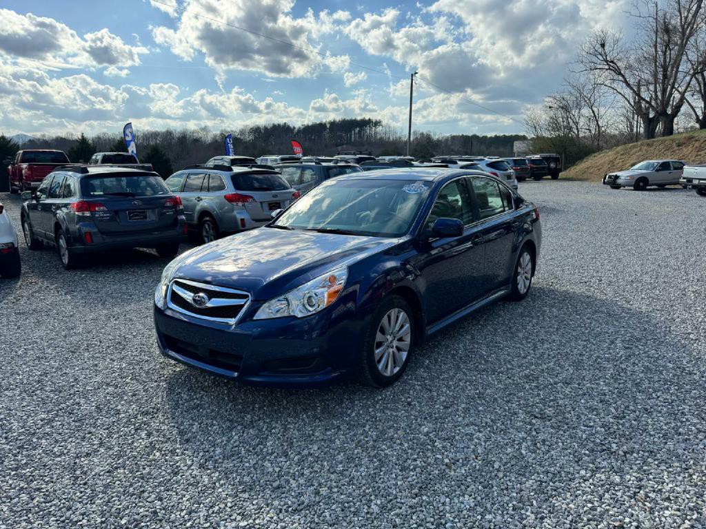 2011 Subaru Legacy Image 2