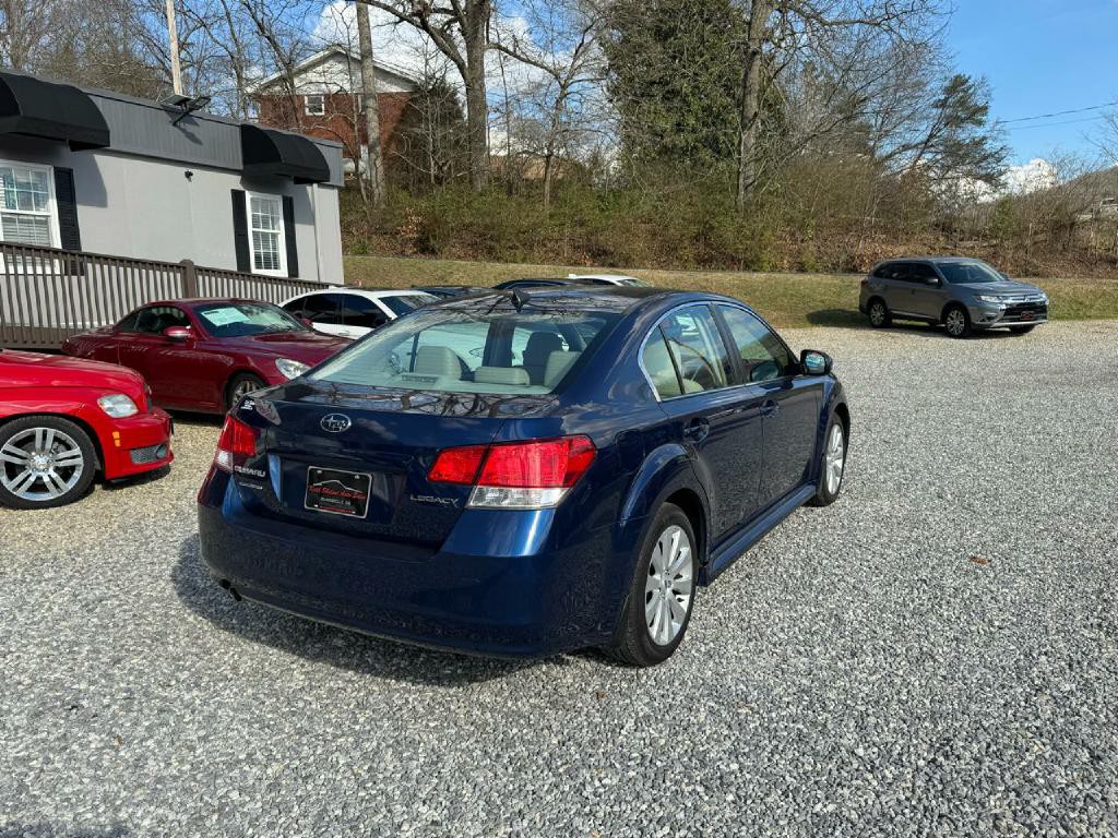 2011 Subaru Legacy Image 4