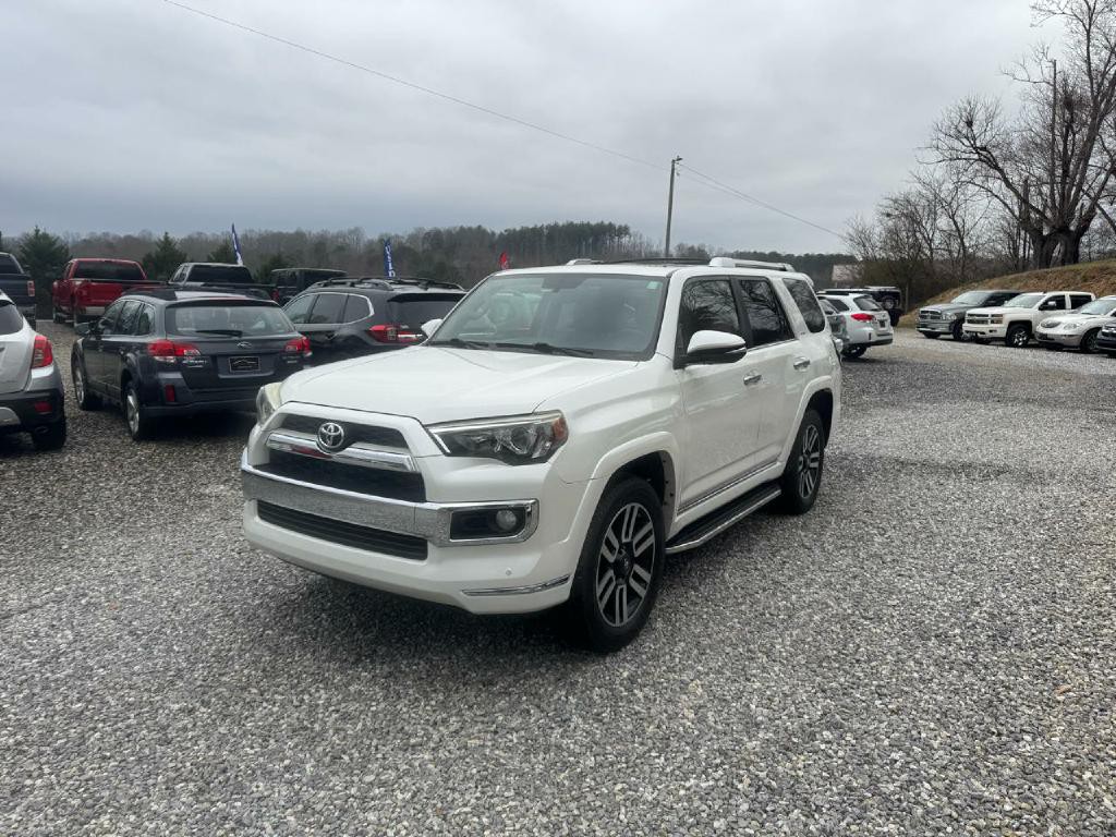2015 Toyota 4Runner Image 2