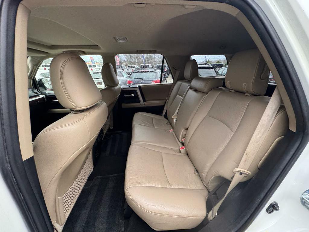 2015 Toyota 4Runner Image 6