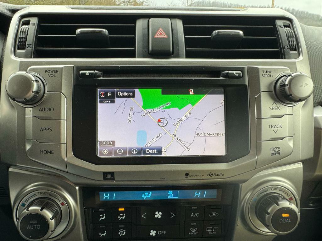 2015 Toyota 4Runner Image 18