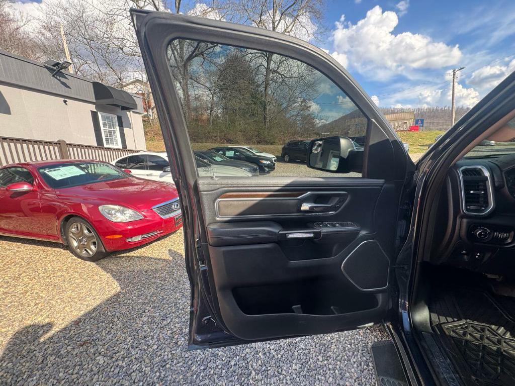 2021 RAM 1500 Image 12