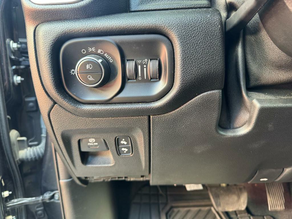 2021 RAM 1500 Image 16