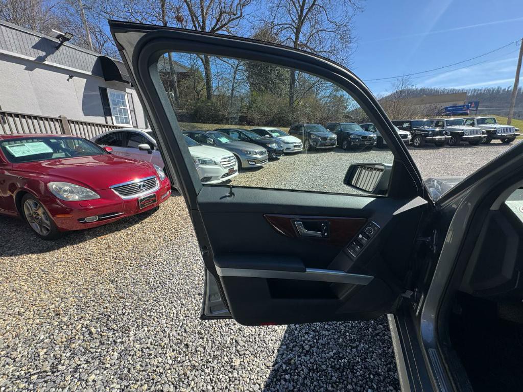 2012 Mercedes-Benz GLK-Class Image 12