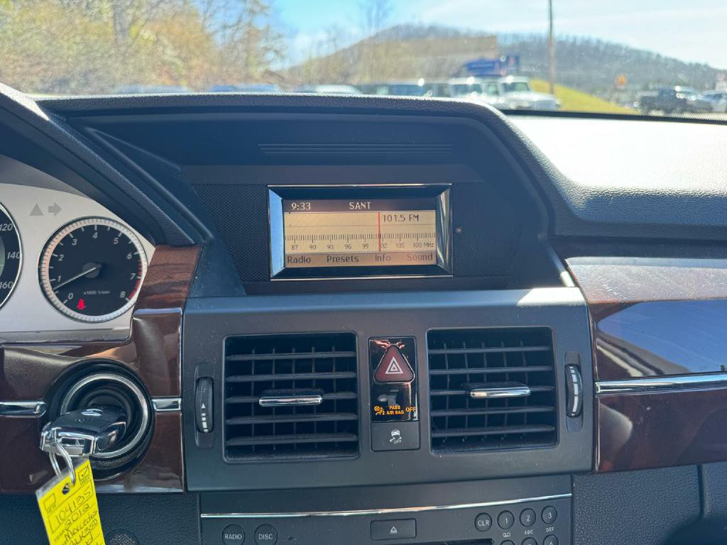 2012 Mercedes-Benz GLK-Class Image 16