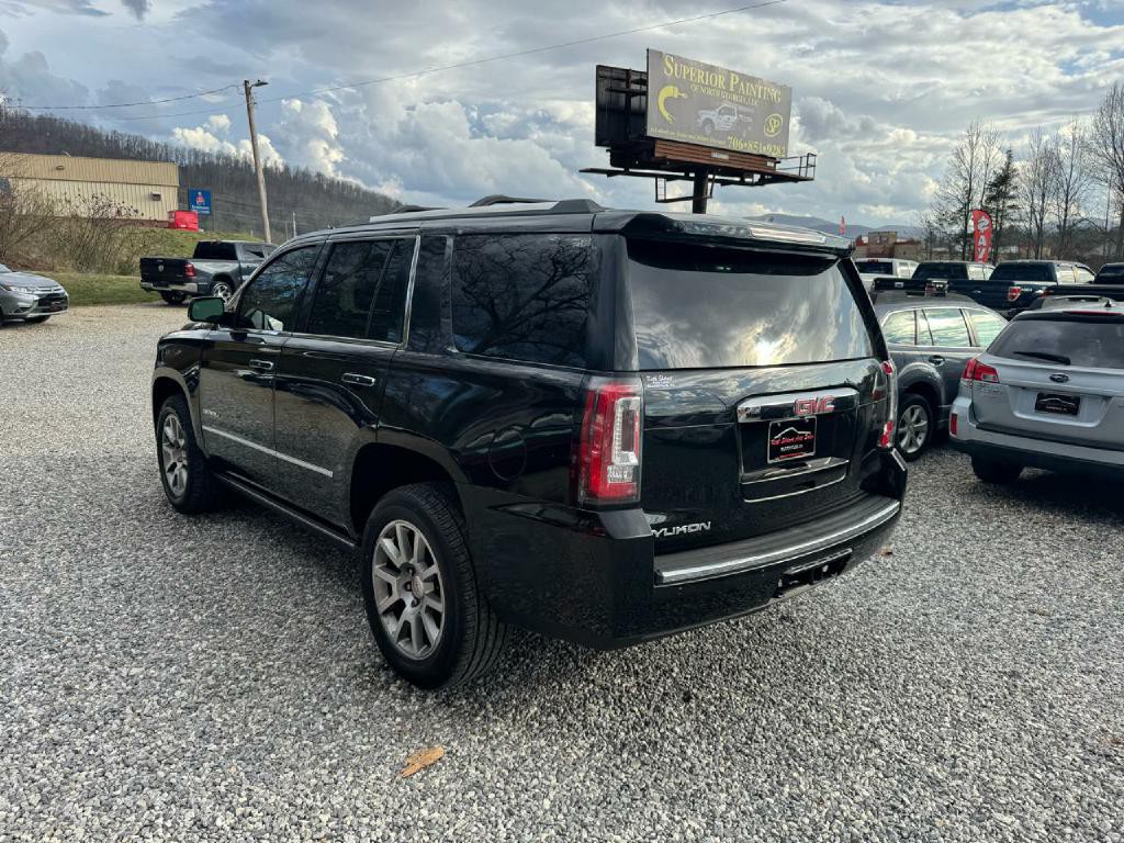 2017 GMC Yukon Image 3