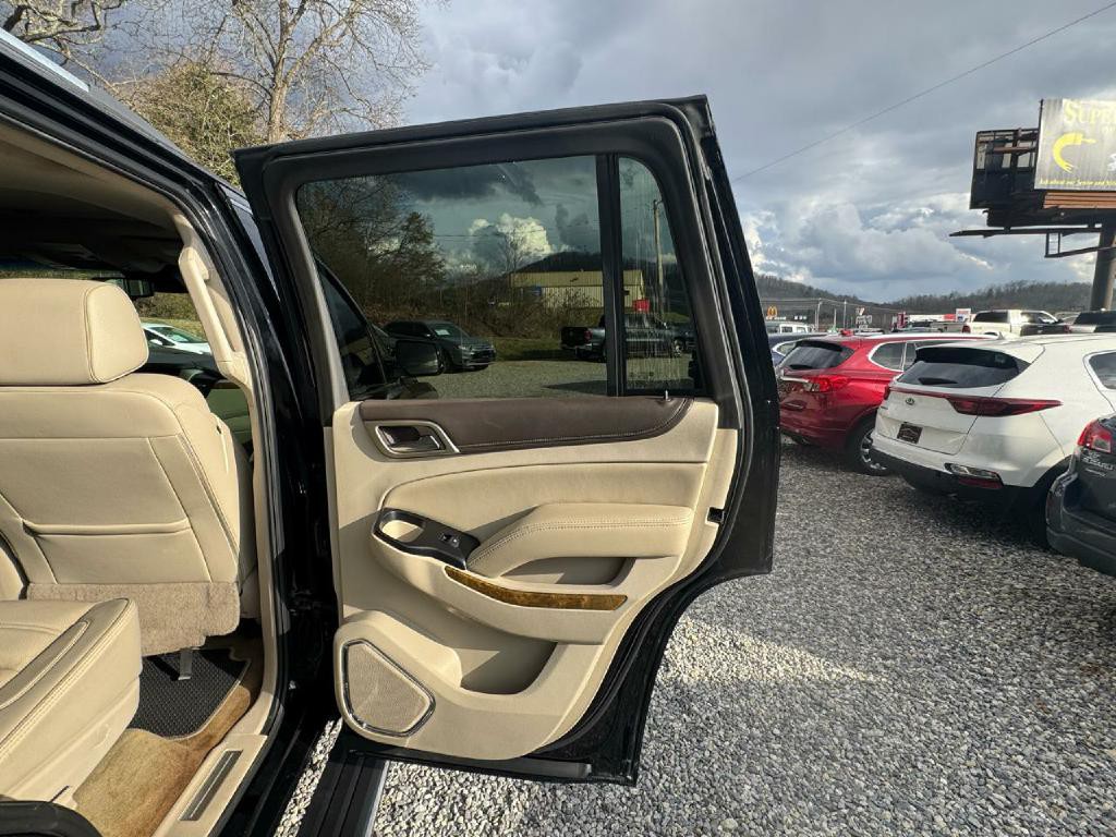 2017 GMC Yukon Image 10