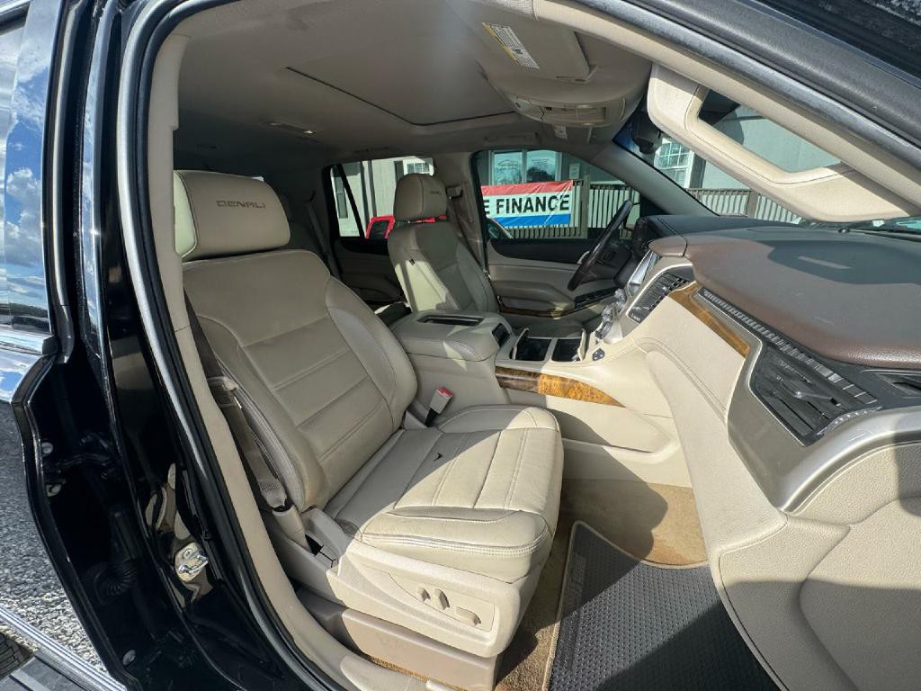 2017 GMC Yukon Image 14