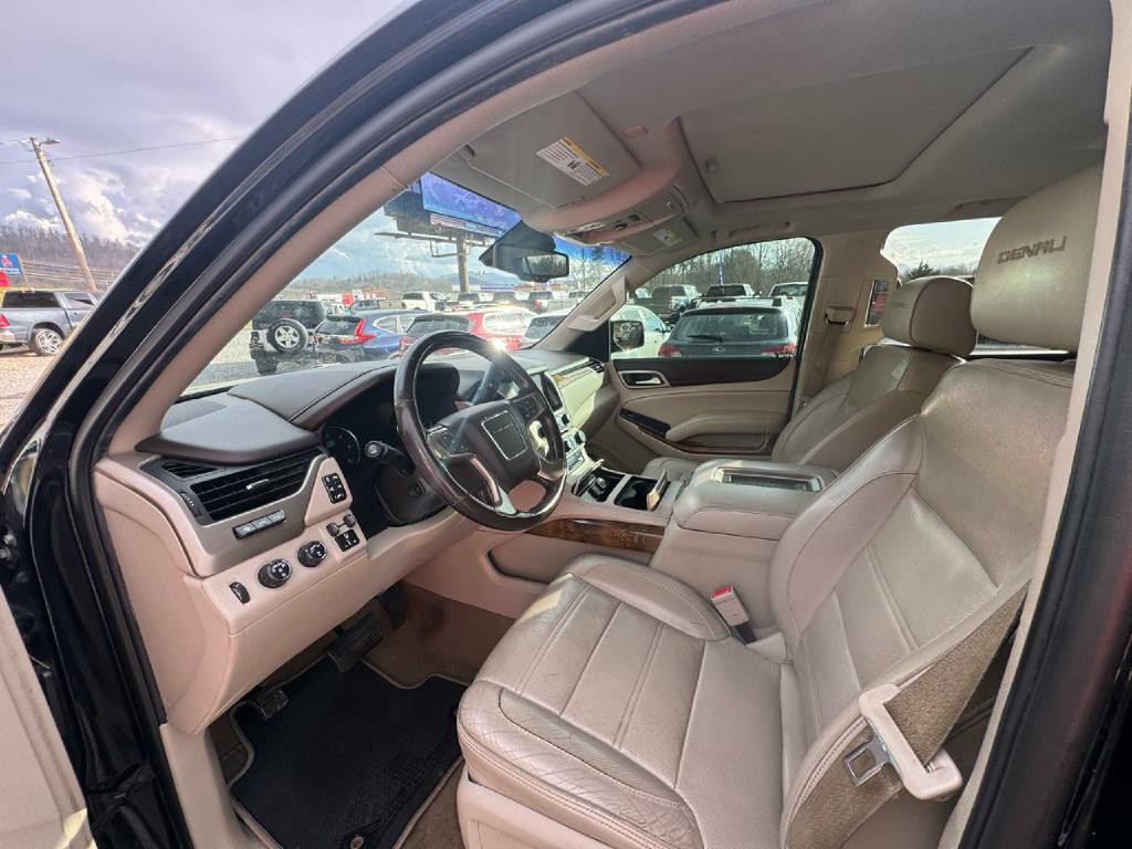 2017 GMC Yukon Image 17