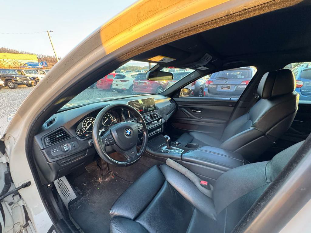 2013 BMW 5 Series Image 13