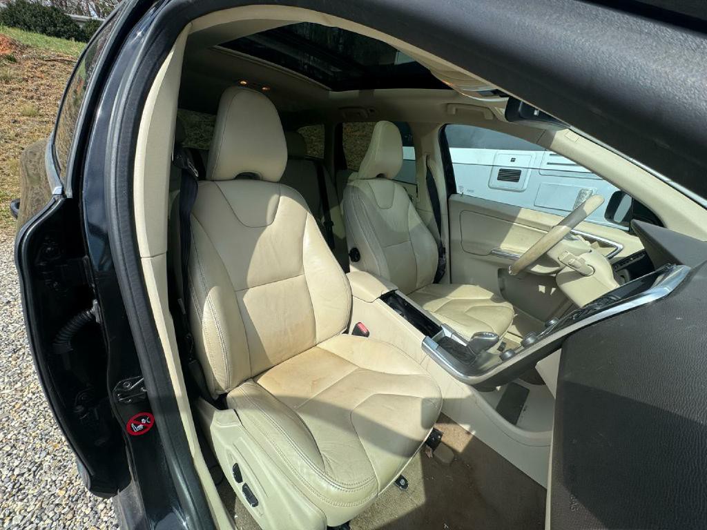 2013 Volvo XC60 Image 6