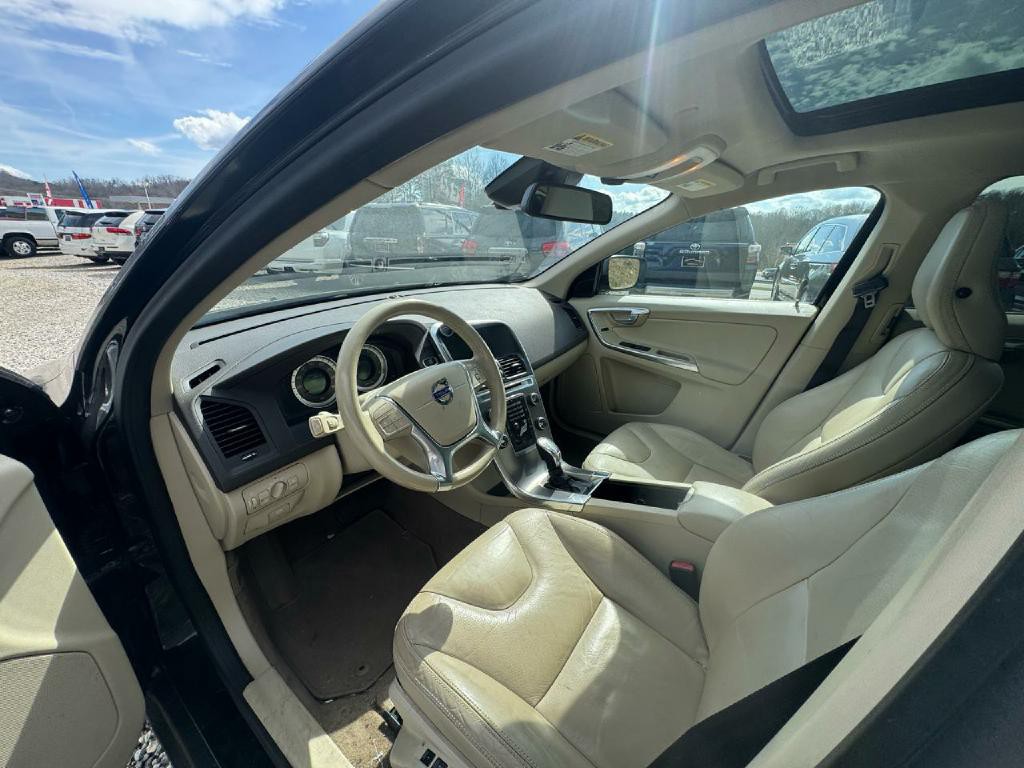 2013 Volvo XC60 Image 9