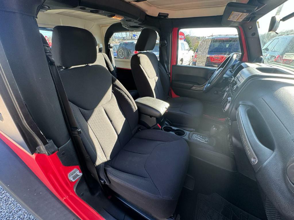 2013 Jeep Wrangler Image 7