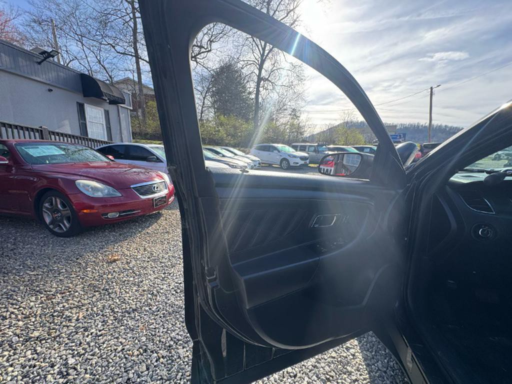 2015 Ford Taurus Image 12