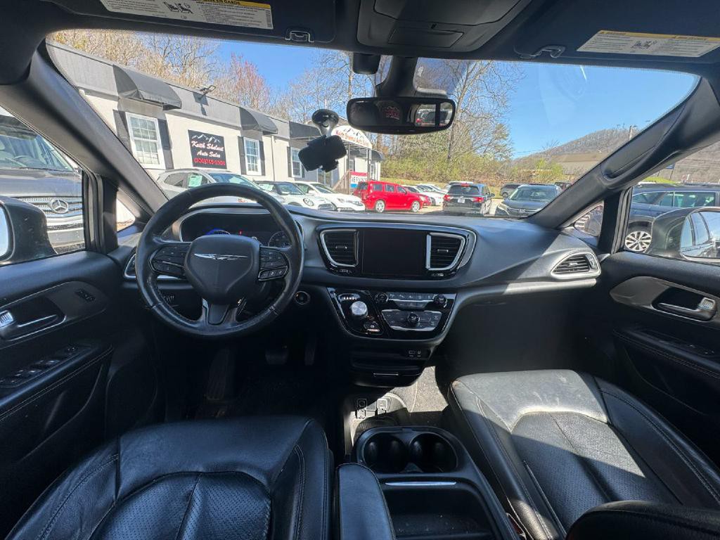 2020 Chrysler Pacifica Image 6