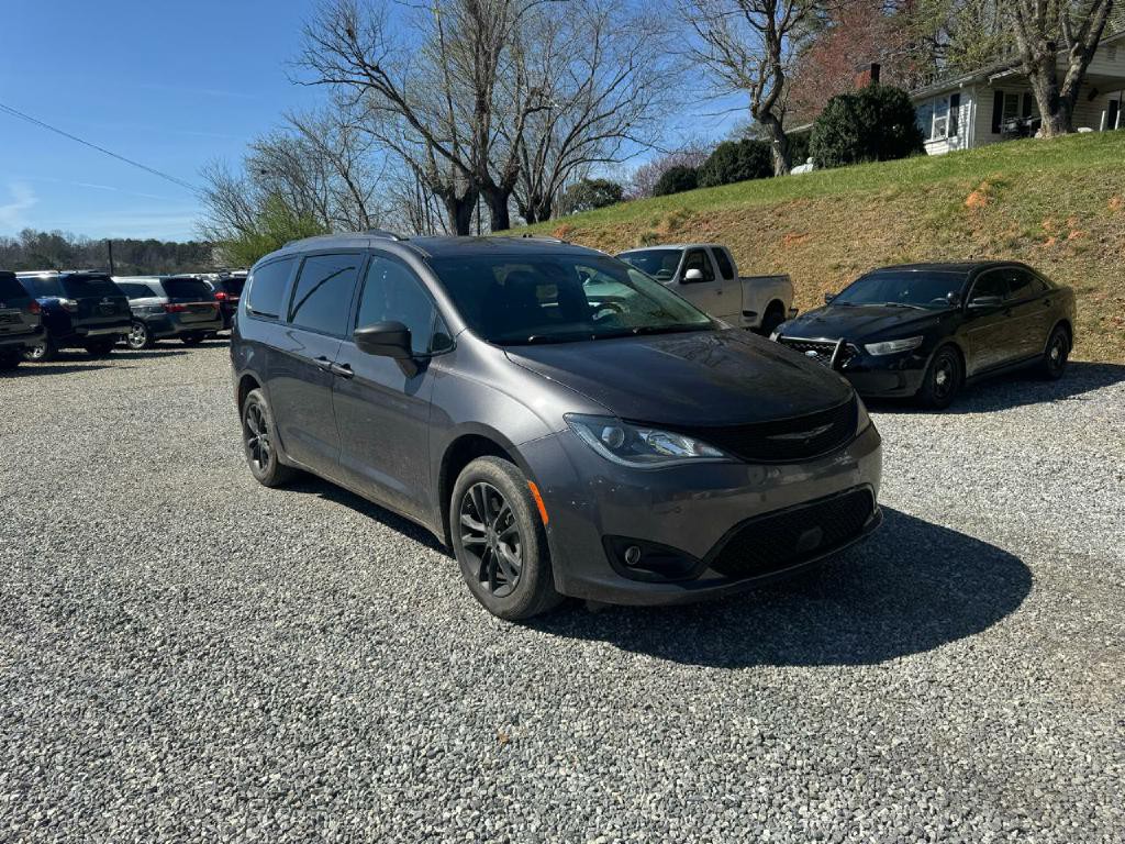 2020 Chrysler Pacifica Image 9