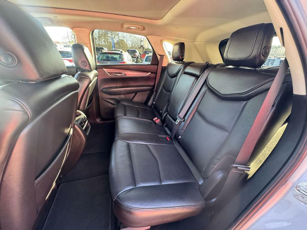 2019 Cadillac XT5 Image 8
