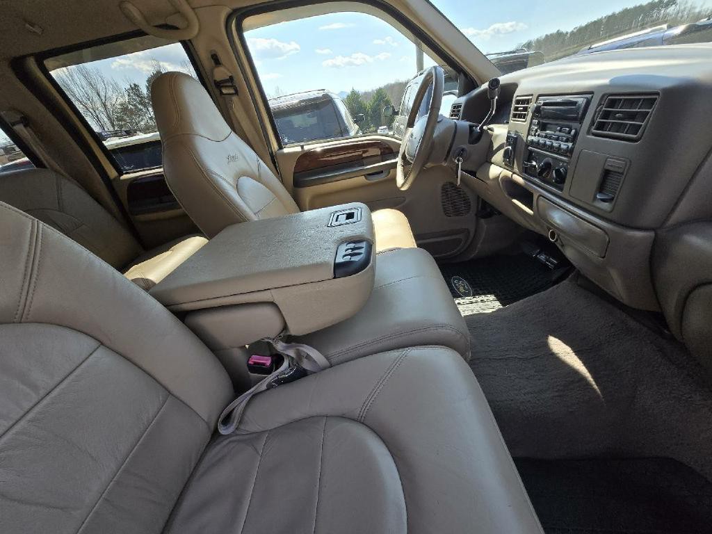 2000 Ford F-250 Image 16