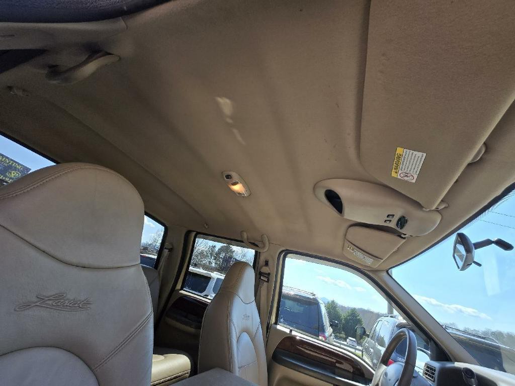 2000 Ford F-250 Image 17